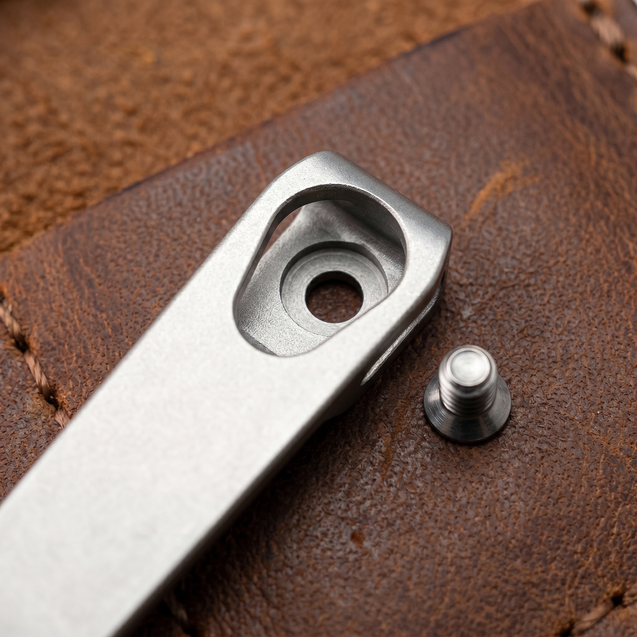 TC4 Titanium Pocket Clip For C - مراجعة Edc Carry Clip وسعره